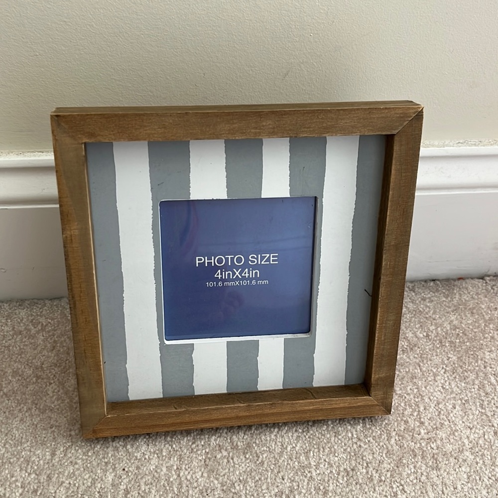 Photo frame